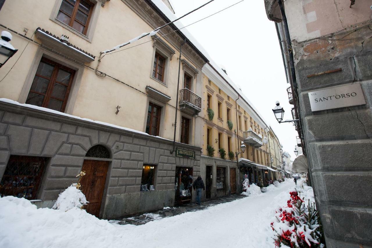 La casa di Ada Apartment Aosta Bagian luar foto